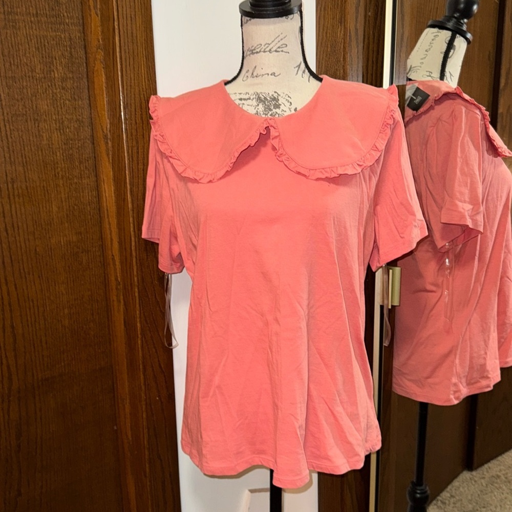 Women’s peach color, international concepts, extra large cotton top with collar